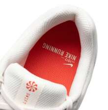 Nike Zapatillas de running para hombre RUN SWIFT 3, con malla transpirable, amortiguación y diseño deportivo