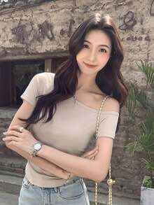 修身不对称肩部短袖露脐上衣 - 杏色 - 查看 3