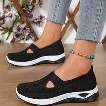 New Summer Women's Outdoor Leisure Slip-On Sneakers, All-Day Comfortable Cushioning Insole, Low-Top Casual Style, Elastic Design, Suitable For All Seasons, Simple Style, Flexible Shoe Shape, Daily Essential Items, Lightweight And Elegant Casual Shoes In A Variety Of Colors Suitable For All Seasons, Comfortable Round Toe Design - 黑色 - 查看 4
