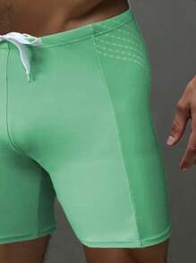 最新休闲度假户外运动装男士5英寸游泳短裤，高弹优质泳裤