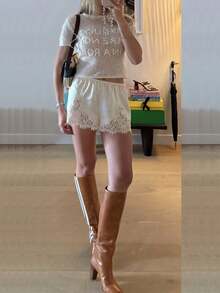 Women's Casual Elastic Waist Lounge Shorts Comfy Stretch Lace Trim Summer Beach Ruffle Shorts - 白色 - 查看 1