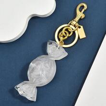 1pc Cartoon Fruit Candy Pendant Keychain, A Dual-Purpose Accessory Suitable For Bags And Keychains. It Is Simple And Elegant, Serving As Both An Exquisite Gift For Friends And A Wonderful Halloween Present To Give To Them. - trắng - Xem 3