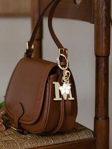 1个高级优雅金色字母钥匙扣，A-Z字母3D吊坠，配樱花挂饰，时尚合金钥匙圈，可作背包挂饰或汽车钥匙链，是女士的完美配饰，情侣礼物，经典简约钥匙扣，装饰品，包包挂饰，非常适合送给朋友、家人、情侣、女友，也是一份重要的礼物和节日纪念品。 - 彩色 - 查看 10