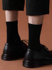 5 pares de meias masculinas sólidas, macias e versáteis, confortáveis para a pele