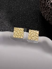 1 par de pendientes de botón cuadrados con textura geométrica vintage, pendientes de pepita chapados en oro de 18 quilates para hombres, pendientes de atuendo urbano, joyería diaria para hombres - Cuadrado - Ver 15