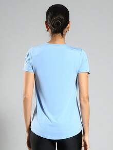 FITNATION Women's Dry Fit Fitness T-Shirt In Perforated Fabric With LYCRA That Dries Sweat Quickly, Ideal For Sports Activities. - 泳池藍色 - 查看 3