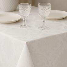 Durable And Elegant Rectangular Jacquard Fabric Tablecloth 4/6/8 Seats Luxury Promotion - 白色 - 查看 2