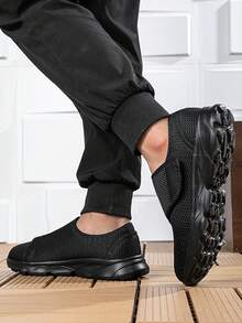 Sapatos ajustáveis para idosos, sapatos casuais baixos com para pai, mãe e avó, sola macia, adequados para primavera e verão - Preto - Ver 5