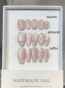 10 件手工指甲方形杏仁棺材指甲按压指甲短中长，可爱的粉色指甲，法式尖头指甲手绘波尔卡圆点格纹图案，珍珠链镶嵌，优质普遍讨人喜欢的指甲尖，简单前卫优雅手工秋季指甲，现代美学秋季指甲，派对日常和约会使用海滩热带度假适用，DIY 假指甲适合女性和女孩作为礼物指甲用品 - 卡片纸随机