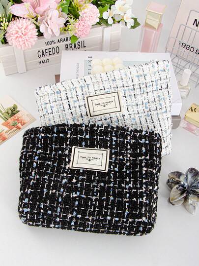 1 PC Black And White Contrast Small Fresh And Cute Travel All-Match Make Up Bag, Fashionable And Casual Large Capacity Portable Zipper Makeup Bags, Travel And Vacation Essentials Cosmetic Bags For Sanitary Napkins, Pouch Pads, Wired Earphones, Earpods, Headphones, Charger, Lipsticks, Cosmetics, Perfume, Skin Care And Beauty Products, Home Decor, School Girls, Keys, Holiday Gifts, Makeup Bag, Bag, Make Up Pouch, Travel Essentials, Makeup Bag, Cosmetic Bag, Large Capacity, Large Makeup Bag,Christmas Gifts,Pouch,Travel,Gifts For Women,Women's Necessaire,Travel Essential,Pouch,Clutch / Small Handbag,Necessaire,Makeup Organizer,Makeup Organize,Pouch,Brush Holder,Mini Pouch,Large Capacity Pouch