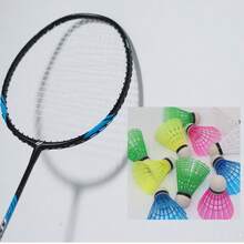 Plumas de colores de espuma a granel de colores aleatorios para bádminton de entrenamiento en interiores, duraderas y estables.