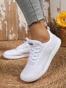 AOSEIN 大码女式拼接装饰系带布艺赤足鞋，适合户外运动、休闲穿着，防滑健步鞋，宽楦 - 白色 - 查看 5