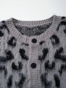 ANDREILEE Fashionable High Street Retro Leopard Print Long Sleeve Unisex Fluffy Warm Cardigan Sweater, Suitable For Spring, Autumn, Winter - Grey - View 4