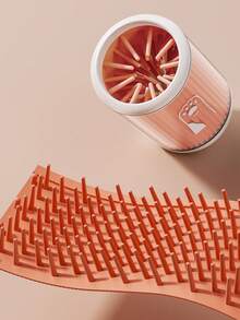 Pet Paw Cleaning Cup, Dog And Cat Paw Pad Cleaning Tool, Paw Cleaner, No Wiping Required - Multicolor - View 2