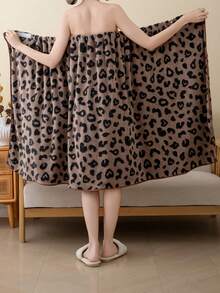 1pc Women's Wearable Bath Towel, Multiple Colors, Polyester Fiber Jacquard Heart & Letter Pattern Bathrobe Or Kitchen Hand Towel, Face Towel, Hair Drying Cap, Absorbent Quick-Dry Soft, Suitable For Bathroom, Hotel, Party, Beach, Travel, Holiday Gift