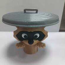 Soporte para papel higiénico de mapache - Juego de baño independiente y divertido, almacenamiento divertido de rollos de papel higiénico, decoración navideña y de Halloween para el baño encantadora | Accesorios de baño navideños, almacenamiento del hogar, artículos esenciales para dormitorio universitario, artículos del hogar, ideas de regalo para damas de honor, artículos esenciales para dormitorio universitario - Multicolor - Ver 8