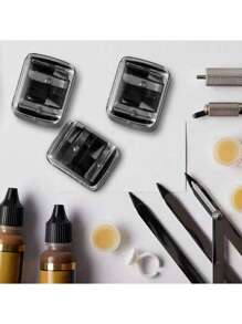 قطعتان/قطعة واحدة من مبراة أقلام المكياج ذات فتحتين، خيارات 4 ألوان مصغرة لمبراة مستحضرات التجميل للأقلام الحواجب والعيون والشفاه، مبراة محمولة بمقبض مضاد للانزلاق، مثالية لأطقم المكياج ولوازم المدرسة والصالونات، هدية رائعة للطلاب والفنانين والمبتدئين (عودة إلى المدرسة، هدايا جوارب عيد الميلاد)، مكياج، رخيصة، ديكور الغرفة، الحمام، السفر، غرفة النوم، اكسسوارات المكياج