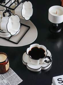 1pc Minimalist Retro Black & White Floral Rim Mug, Korean Ins Style Ceramic Cup & Saucer, Niche Creative Flower Plate, Black Rim Fruit Plate, Afternoon Tea Flower Tea/Coffee Cup, Garden Party Dining, Holiday Gift