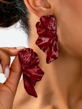 1 Pair Elegant Fashion Spray-Painted Red Petal Stud Earrings, Daily Wear Jewelry Gift For Women