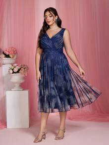 V-Neck Sleeveless Printed Mesh Overlay High-End Evening Dress