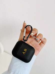 Customized Minimalist Frosted Macaron Solid Color Bluetooth Earphone Protective Case, Matte Beige Color, Fashion Versatile, Comes With 1pc Earphone Hook, Customized Letter Name