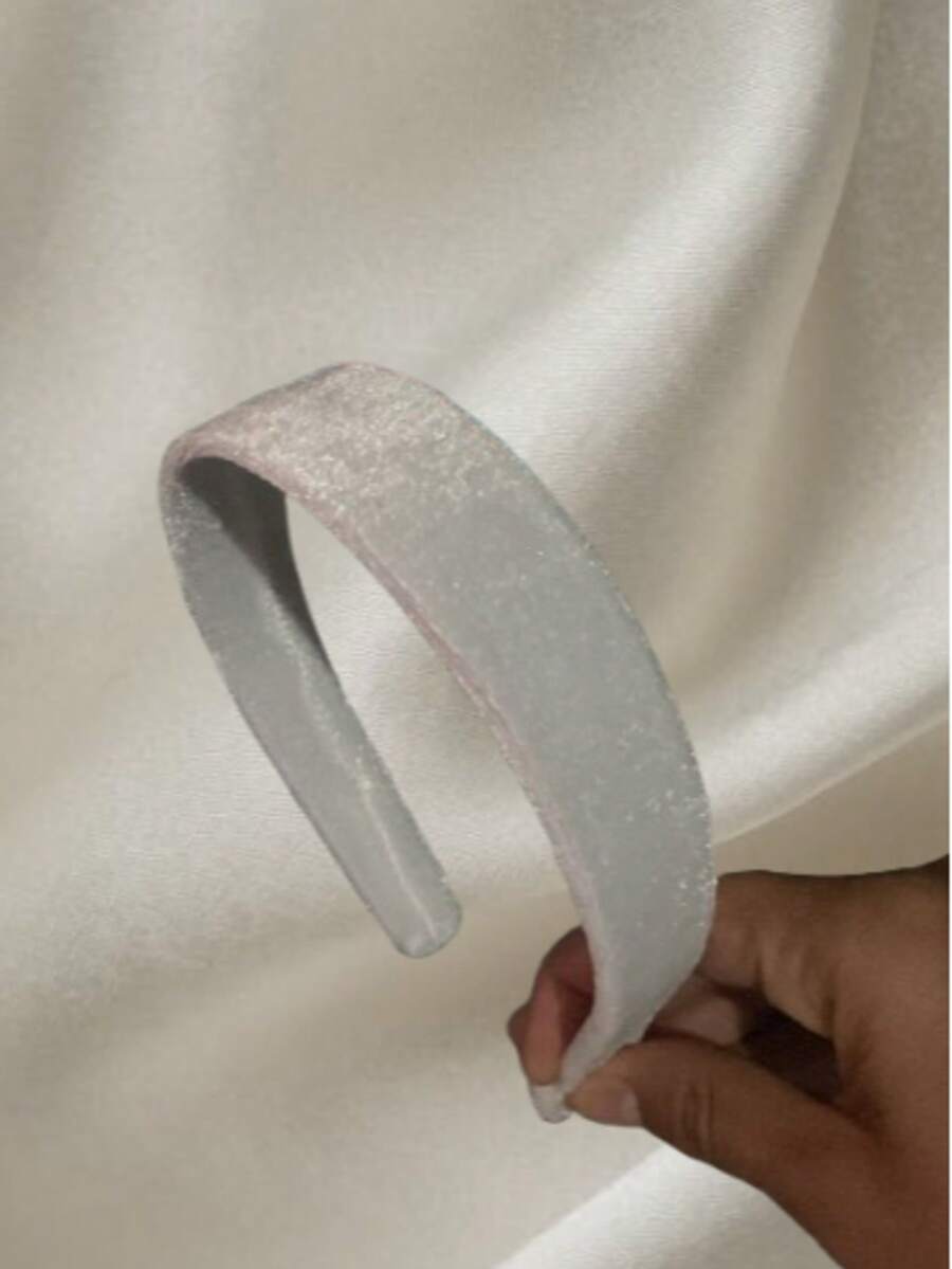 Elegant French Headband With Wide Velvet Edge - White - View 1