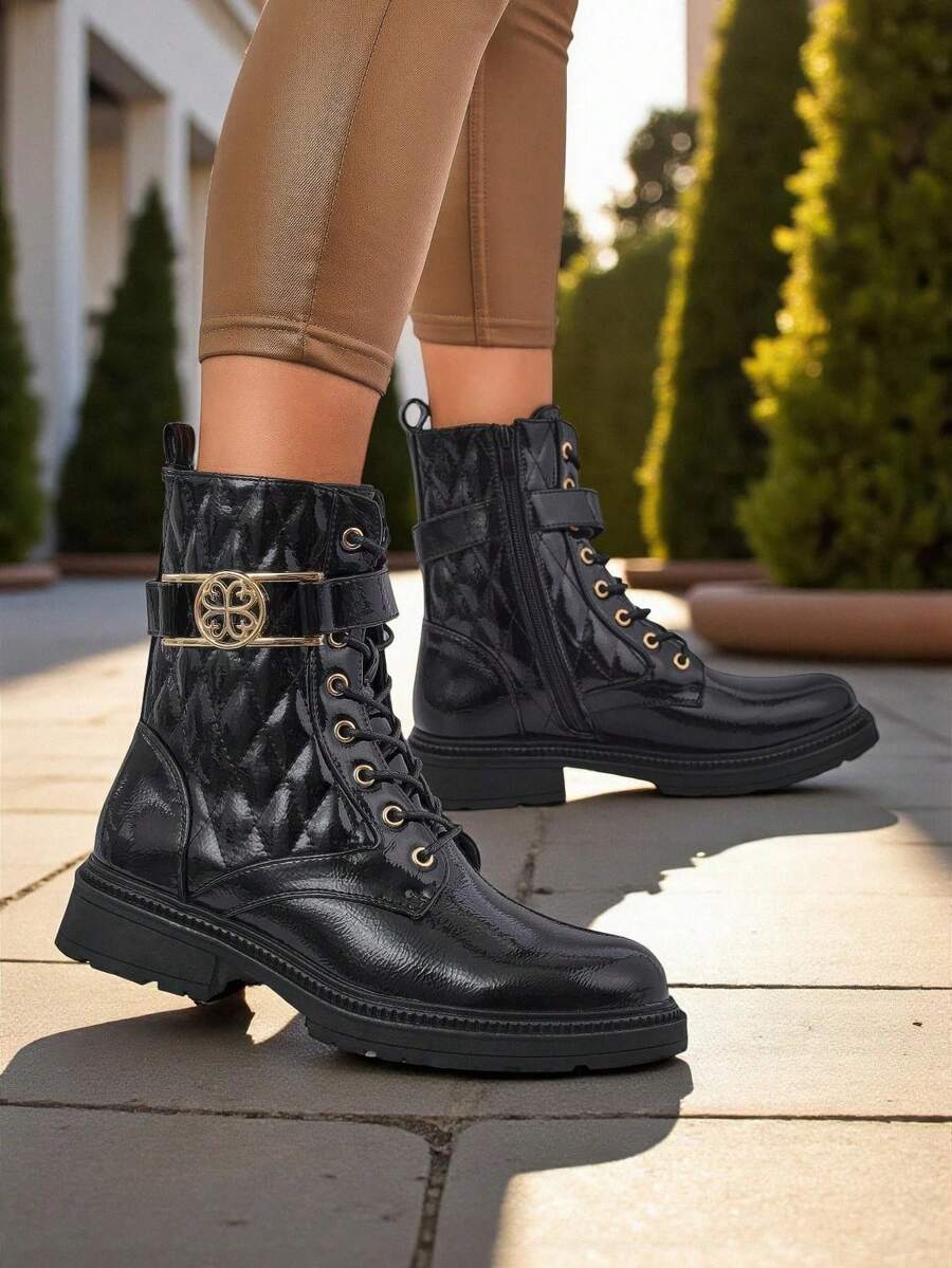 Nero Claudia Women's Ankle Boots Made Of Logical Patent Leather With A Zipper - Black - View 1