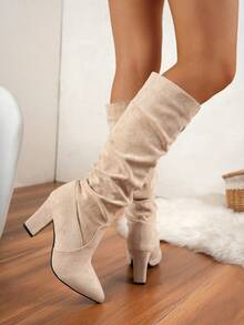 弹力针织尖头高跟长靴，新款秋季高跟度假风女靴，褶皱设计，拉长腿部线条，适合音乐节穿着，百搭切尔西靴，舒适布靴 - 卡其色 - 查看 5