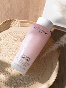 Lancôme Lancome Soothing Hydrating Hyaluronic Acid Toner, 400ml / Suitable For Dry And Sensitive Skin / Moisturizing And Purifying / Long-Lasting Hydration / Lightweight Texture / Enhances Skin Radiance / This Lightweight Toner Infused With Hyaluronic Acid Can Significantly Hydrate The Skin In Just 30 Minutes. The Soothing Hydrating Hyaluronic Acid Toner Helps Strengthen The Skin's Natural Moisturizing Barrier. - Mới - 400ml - Xem 5