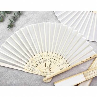 Abanico personalizado para recuerdo de boda, abanico de tela blanca, regalo para dama de honor, recuerdo de fiesta, regalo para padrino, recuerdo para invitados, regalo para la novia, abanico de boda personalizado, regalo de boda de verano, abanico recuerdo de boda, abanico personalizado, abanico rústico de boda, regalo para dama de honor, regalo personalizado grabado, recuerdo de boda, amor eterno