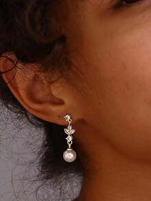 Women's Pearl Earrings Elegant Women's Gold Earrings 14K Gold/Silver Plated Cubic Zirconia Pendant Earrings Clip-On Pendant Pearl Minimalist Everyday Jewelry Gift - 垂墜的 - 查看 3