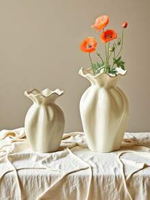 Nordic Modern Simple Creative White Ceramic Flower Vase Home Living Room Dining Table Desktop Decoration Decoration Home Decor Room Decor Glass Vase