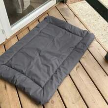 1 Stück tragbare faltbare Hundematte, Outdoor Camping Haustierauflage, Auto/Haus Verwendung Katzen/Hunde Kissen, quadratisches Design bequemer Ruhebereich für kleine/mittlere/große Hunde, geeignet für Haustiere, Camping, Reisen