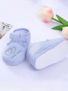 1 par de zapatos para caminar para bebés con diseño de corazón, suelas blandas, zapatos para primeros pasos para niños y niñas de 0 a 12 meses