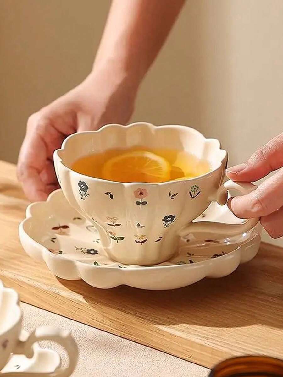 1 Set Taza y platillo de cerámica con flores silvestres románticas de primavera, Taza y platillo de café con flores frescas de verano, Taza de arte de latte ondulado, Plato de postre lindo, Plato para dulces, Ideal para reuniones al aire libre, picnics, decoración de cafés