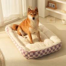 1 قطعة سرير حيوانات أليفة ذو نمط الشطرنج للكلاب والقطط، مصنوع من مادة قطيفة دافئة ومقاومة للرياح، مناسب للكلاب الصغيرة والمتوسطة والكبيرة، قاعدة مانعة للانزلاق ومقاومة للرطوبة، متوفر بألوان متعددة