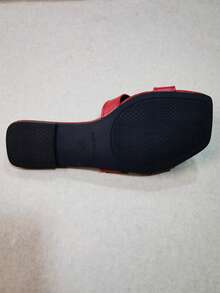 Letnie nowe sandały w kształcie litery H z 2025 roku, proste, codzienne kapcie na plażę dla kobiet, jednolity kolor, eleganckie, skórzane, na plażę, wakacje, do domu, na imprezę, na zewnątrz, lato