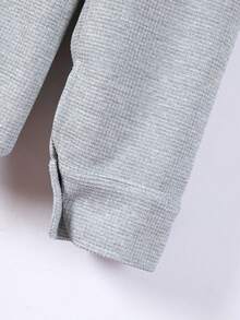 2 件男士休闲纯色衬衫，带双口袋和领子 + 裤子套装，轻便运动度假装，春秋季