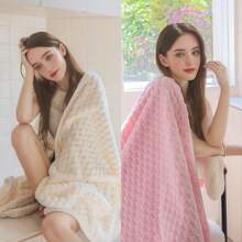 2 Pcs Ultra Soft Microfiber Bath Towels, Quick Drying And Super Absorbent - Unscented, Perfect For Spas, Gyms, And Travel - Modern Checkered Design, 27.5x55.1 Inches, Multiple Colors Available