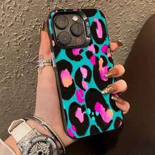 Fundas para teléfono con diseño de moda y estampado de leopardo neón, compatibles con los modelos 16, 15, 14 Pro, 13, 12, 11, XR y XS Plus. Fabricadas con material de silicona TPU, brindan protección contra golpes y caídas, con función anticaídas y una excelente sensación al tacto. Es el regalo perfecto para familiares, amigos y seres queridos. - Negro - Ver 1