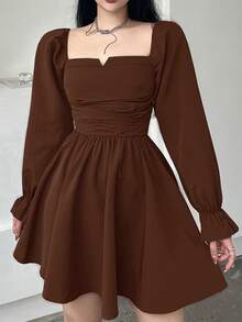 Rikumo 女士休闲纯色收腰长袖短款连衣裙（冬季款） - 棕色 - 查看 6