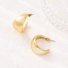 歐美新款閃亮中空朋克風C型金耳環，時尚、復古、流行、可愛、獨特，適合日常佩戴和展示 - 金色 - 查看 5