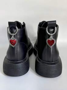 1个哥特式恶魔之眼心形鞋扣吊坠，深色金属材质，多功能配饰，适合万圣节、派对和日常佩戴 - 銀色 - 查看 3