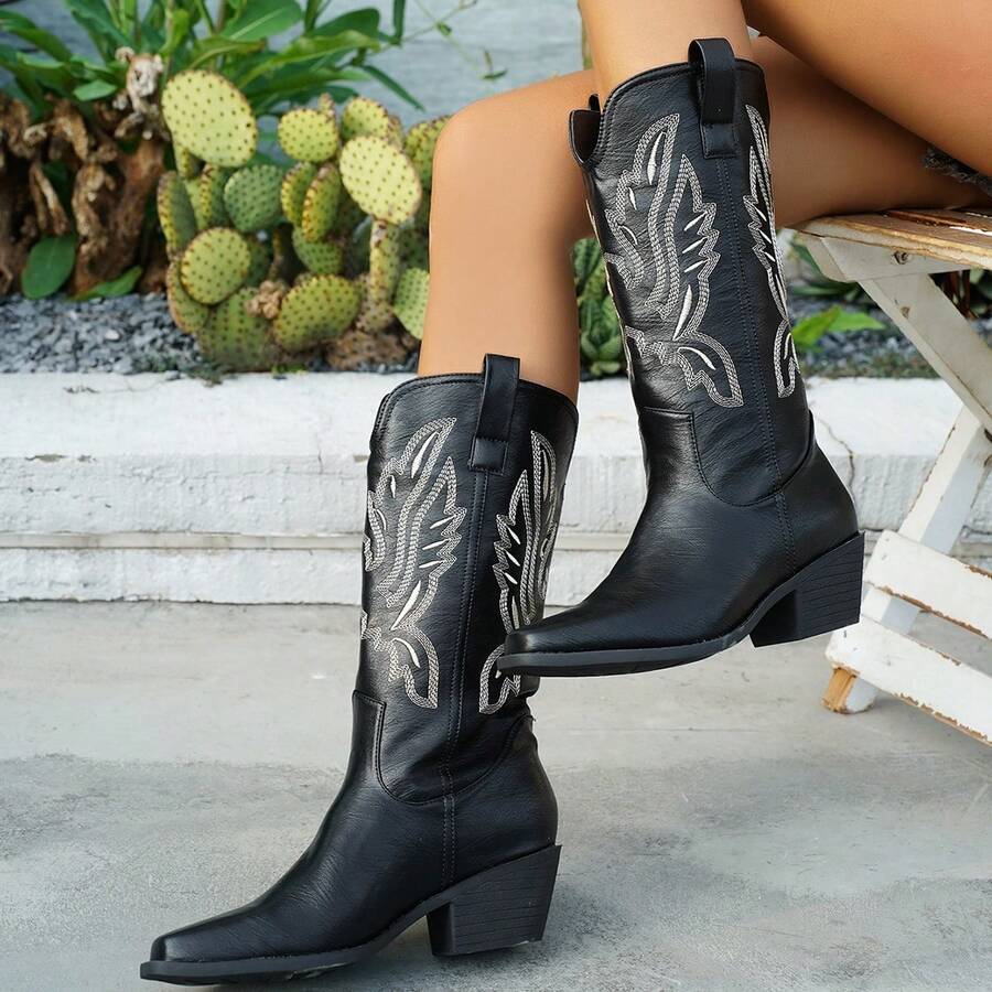 Western Style Embroidered Chunky Heel Mid-Calf Boots For Women, Vintage Boots For Outdoor Travel, Horseback Riding, Music Festivals, Fashion Essential - Black - View 1