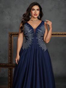 BluePlum 奢华亮片装饰 A 字型婚礼宾客礼服，新娘母亲 V 领拉链薄纱 A 字型及地正式礼服，优雅复古正式派对礼服，浪漫加大码藏蓝色春季礼服 - 藏蓝色 - 查看 5