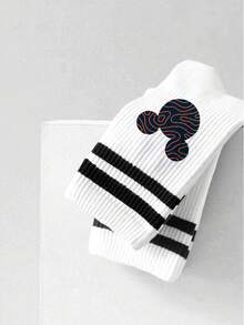 Disney 1 Pair Pattern Men's Mid-Calf Socks, Black & White Stripes, Cute Cartoon Design, Odor-Resistant, Moisture-Wicking, Casual & Sporty, Suitable For Students/Adults As Gifts Or Daily Wear