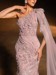 GIFORU Luxurious Lavender One-Shoulder Evening Gown – Elegant Floral Crystal Beading & Sheer Cape For Red Carpet Galas White Dress New Year Elegant Dresses For Party Elegant Long Graduation Dress Sparkly Dress - 藕粉色 - 查看 2