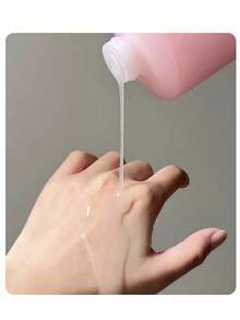 Lancôme Lancome [Mini Size] Soothing Hydrating Hyaluronic Acid Toner, 125ml / Suitable For Dry And Sensitive Skin / Moisturizing And Purifying / Long-Lasting Hydration / Lightweight Texture / Enhances Skin Radiance / This Lightweight Toner Infused With Hyaluronic Acid Can Significantly Hydrate Skin In Just 30 Minutes. The Soothing Hydrating Hyaluronic Acid Toner Helps Strengthen The Skin's Natural Moisturizing Barrier. [Random Packaging (2 Styles)] - Mới - 125ml - Xem 5