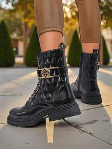 Nero Claudia Women's Ankle Boots Made Of Logical Patent Leather With A Zipper - Black - View 3