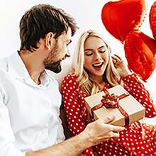 4合1女士電動脫毛套裝 - 包括電動修剪器、比基尼修剪器、眉毛修剪器、鼻毛修剪器 - USB可充電 - 便攜式，可溫和去除面部、腿部、比基尼區的毛髮 - 是完美的女士禮物和母親節禮物